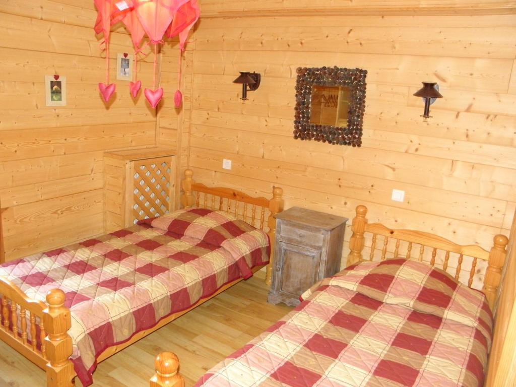 Gite Auberge Les Terres Blanches De Meolans Стая снимка