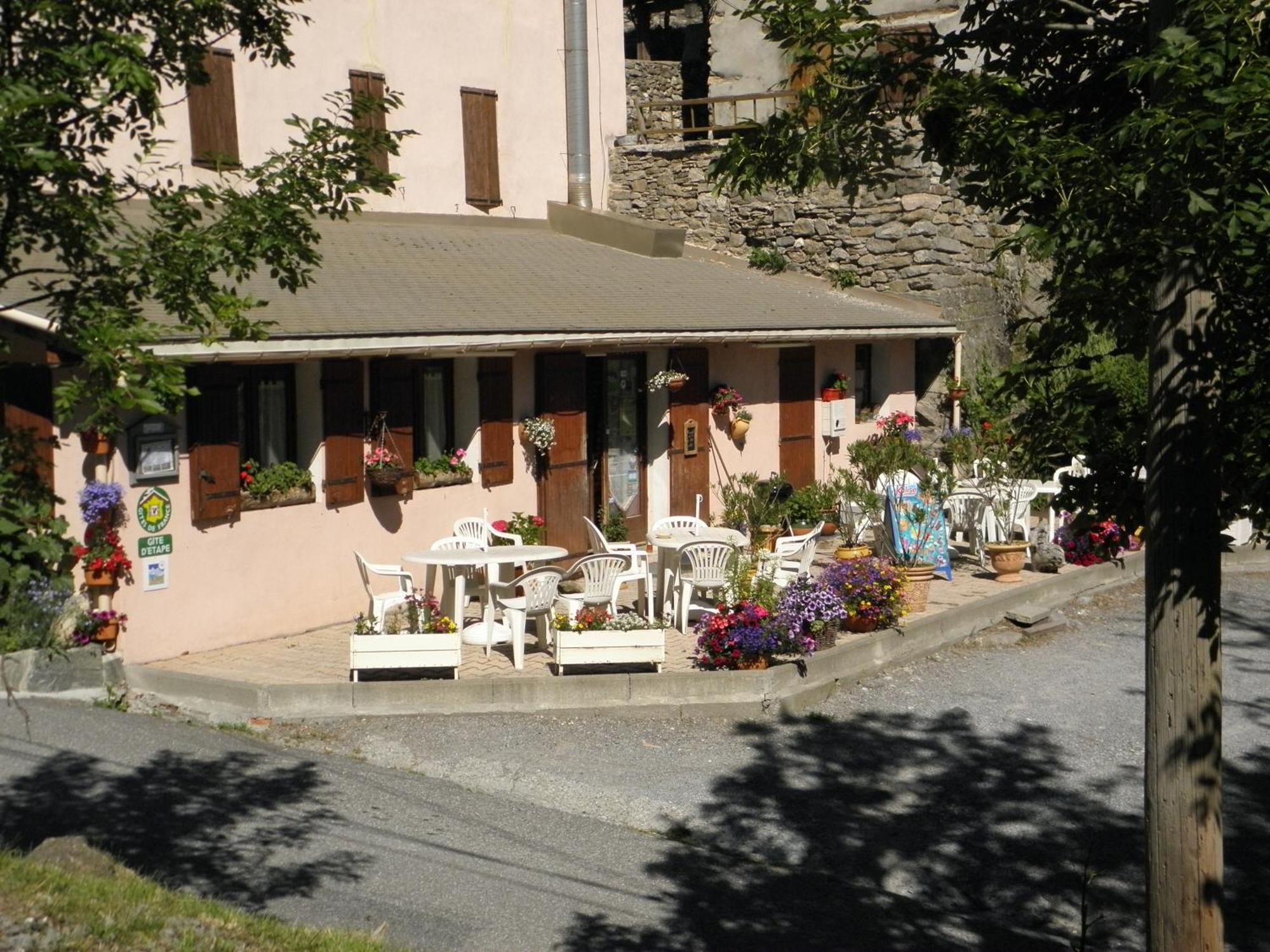 Gite Auberge Les Terres Blanches De Meolans Екстериор снимка