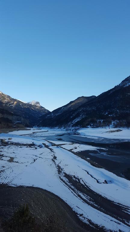 Gite Auberge Les Terres Blanches De Meolans Екстериор снимка
