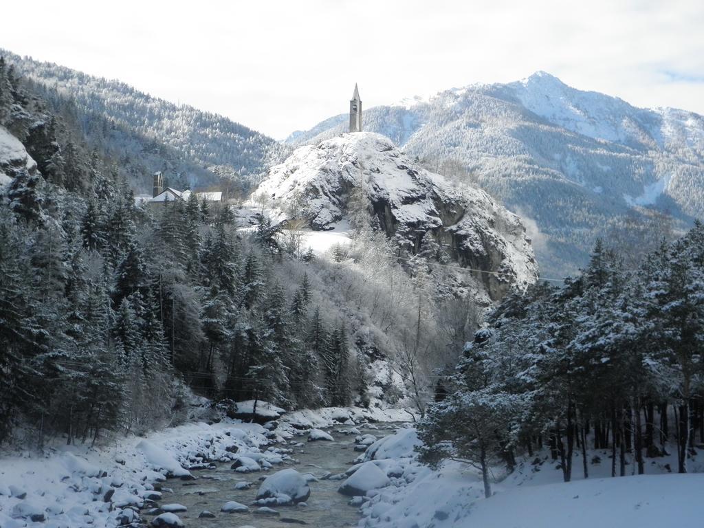 Gite Auberge Les Terres Blanches De Meolans Екстериор снимка