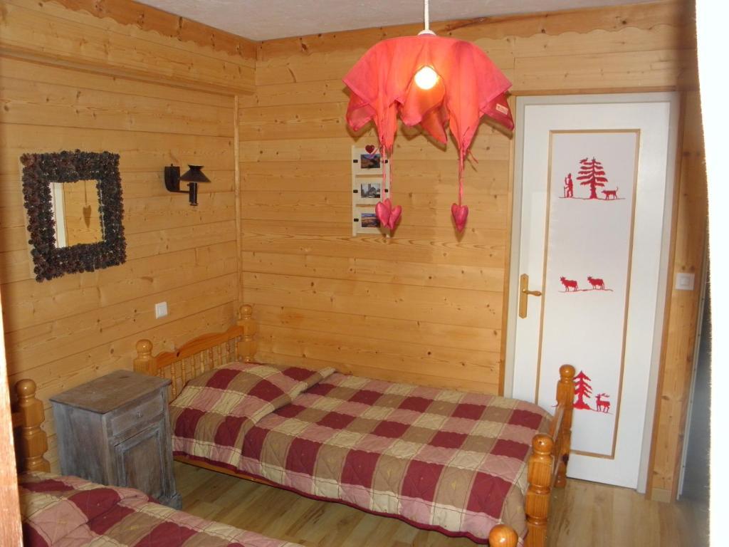 Gite Auberge Les Terres Blanches De Meolans Стая снимка