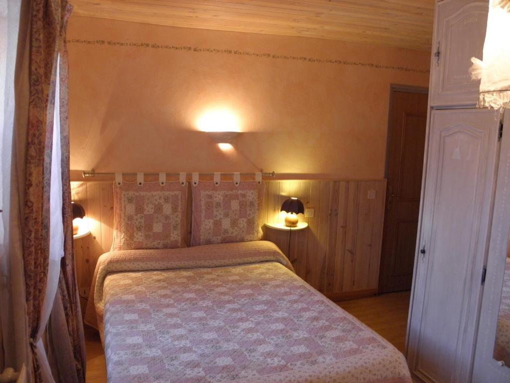 Gite Auberge Les Terres Blanches De Meolans Стая снимка